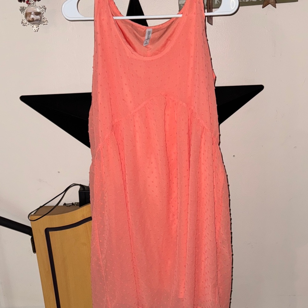 Zenana Outfitters Peach Sleeveless Top